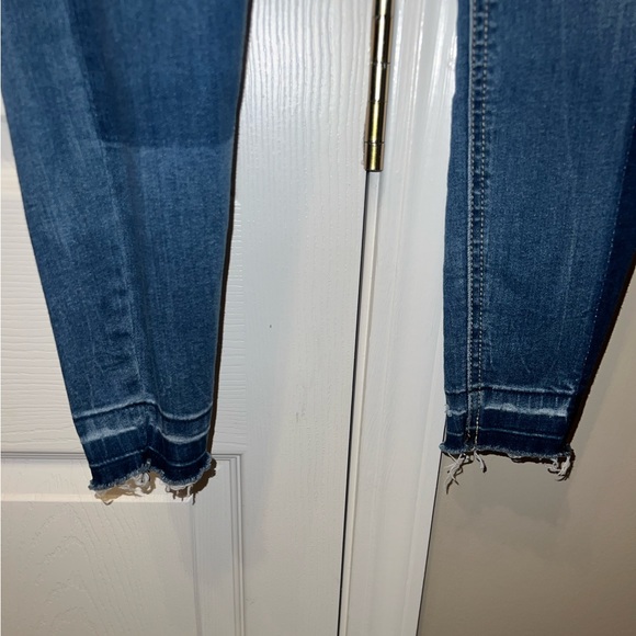 Women’s RAMPAGE distressed skinny jeans - Picture 3 of 7